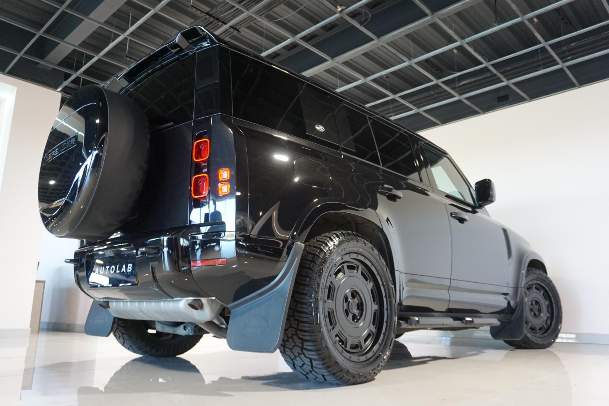 Land Rover Defender 110 2.0 P400e 15.4kWh X-Dynamic S SUV 5dr Petrol Plug-in Hybrid Auto 4WD Euro 6 (s/s) (404 ps)